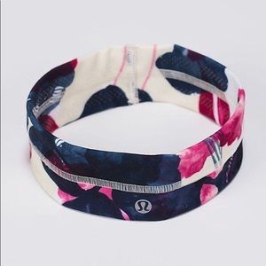 Lululemon Fly Away Tamer Headband. Inky Floral Ghost Inkwell Bumble Berry. O/S